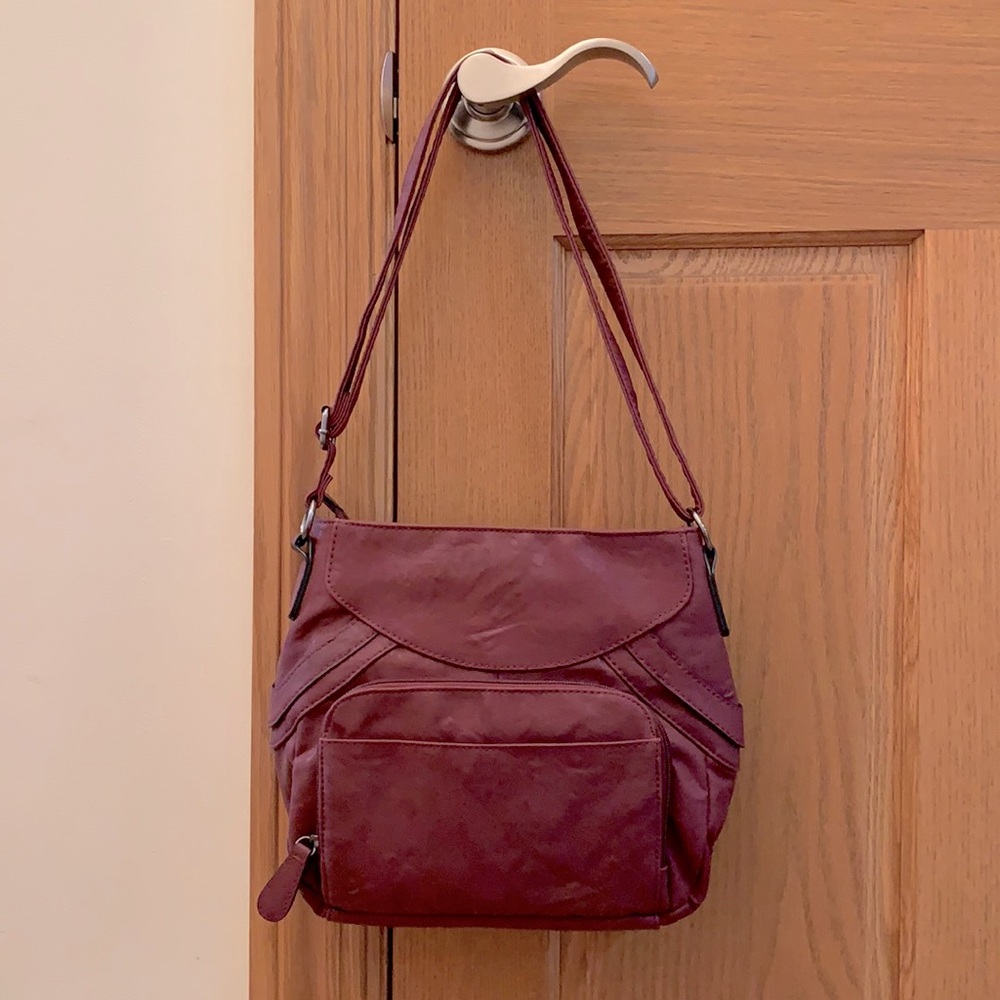 Naturalizer woman’s purse